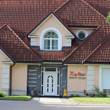 Apartmaji In Sobe Ramar Straza Exterior foto