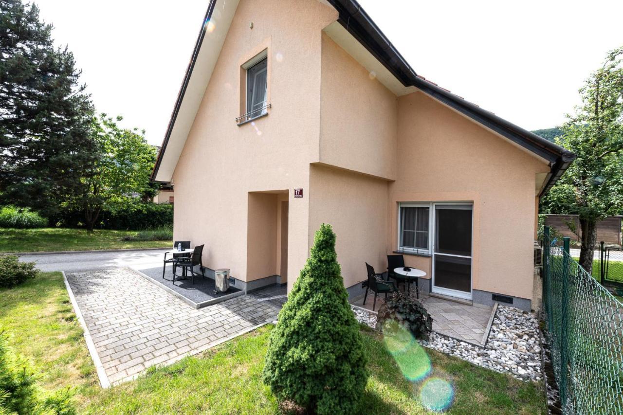 Apartmaji In Sobe Ramar Straza Exterior foto