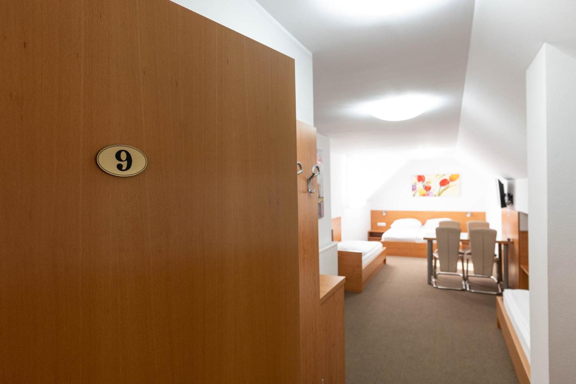 Apartmaji In Sobe Ramar Straza Exterior foto