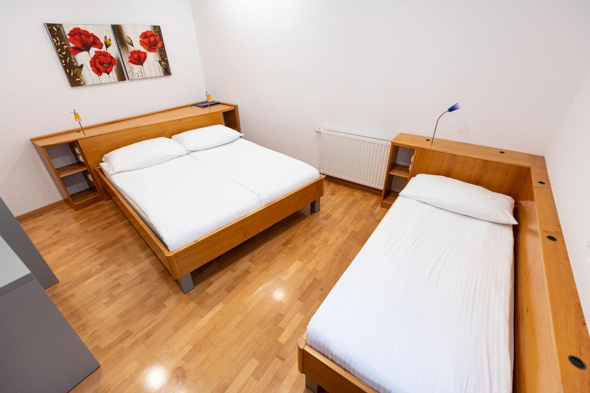 Apartmaji In Sobe Ramar Straza Exterior foto